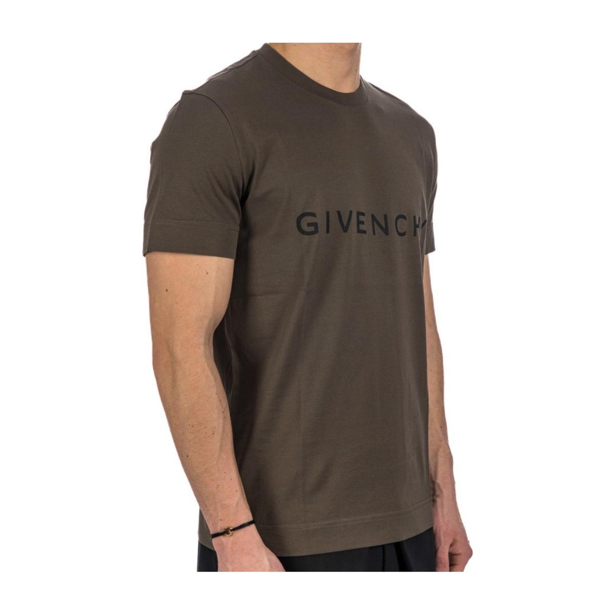 GIVENCHY T