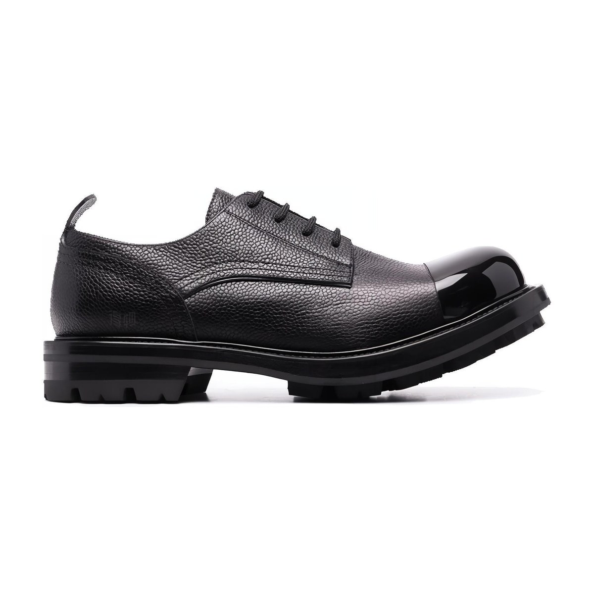 Alexander McQueen Wander Lace-Up Sneakers Black