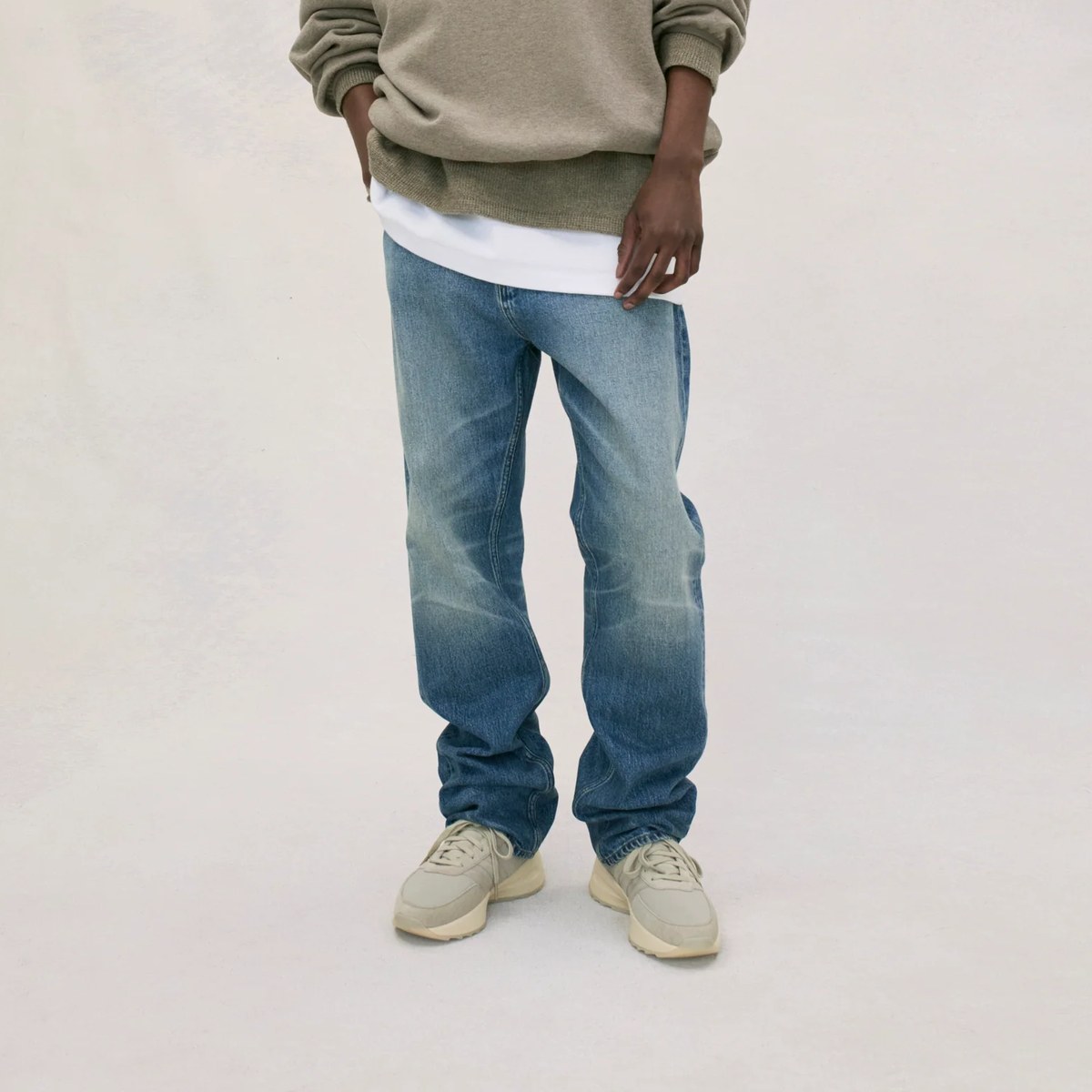 Fear of God Essentials 5 Pocket Jean Med Wash