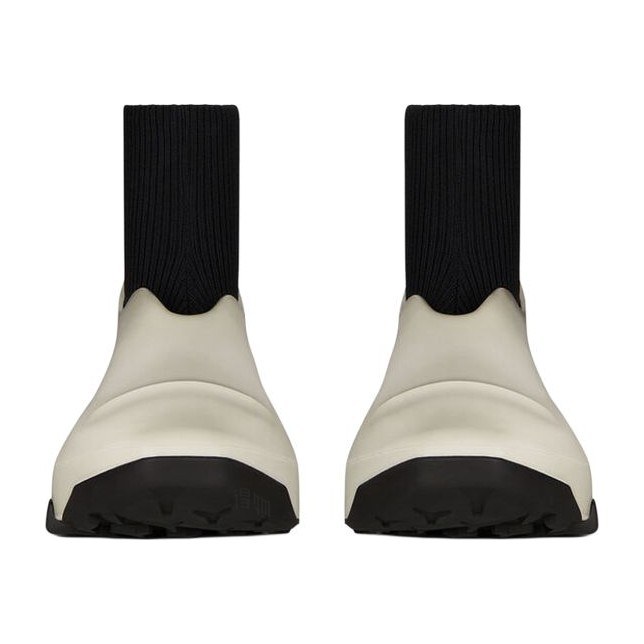 Givenchy MONUMENTAL MALLOW