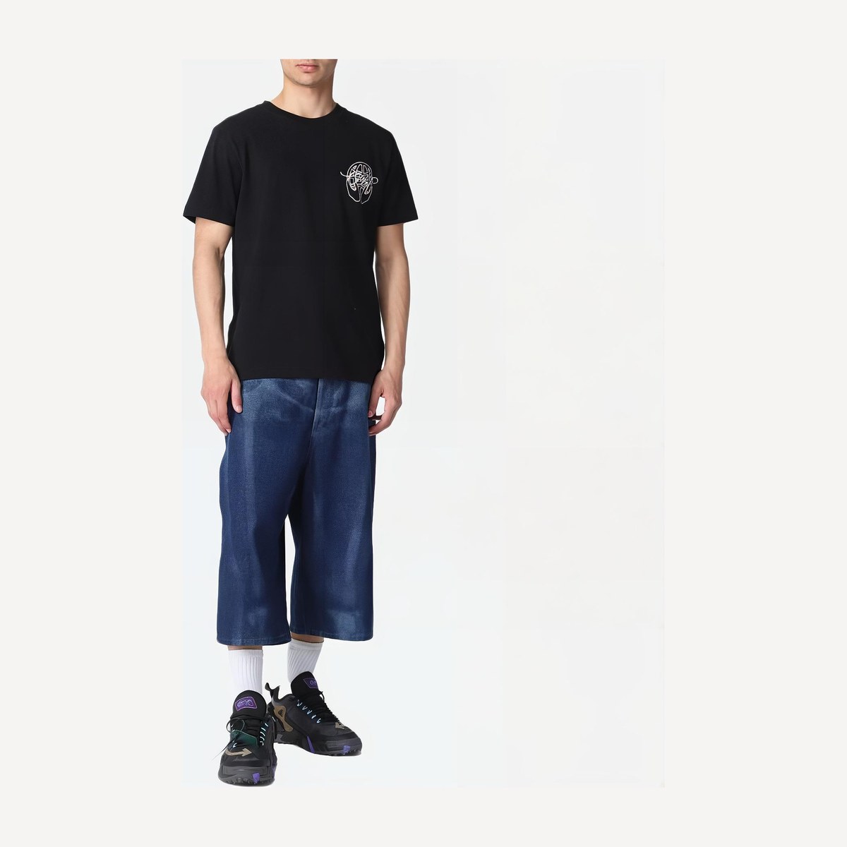 OFF-WHITE