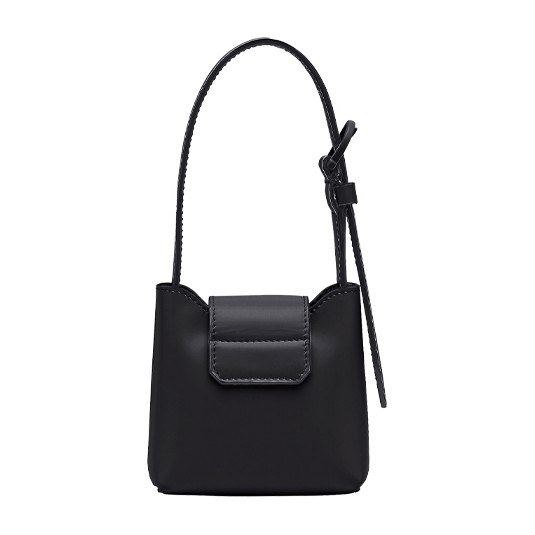 FERRAGAMO Trifolio Logo
