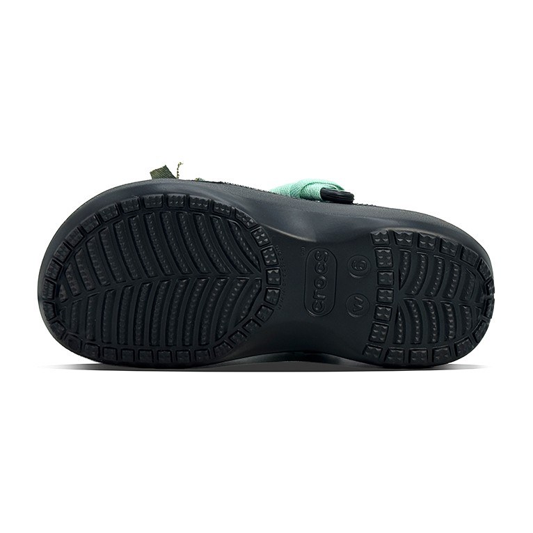 Crocs Classic Platform Clog