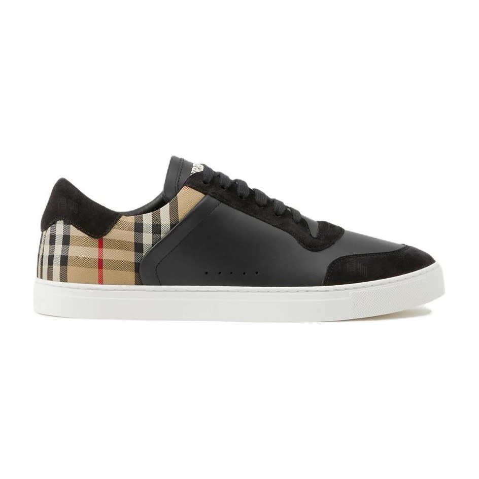 Burberry Round Toe Low Lace-Up Sneakers Black