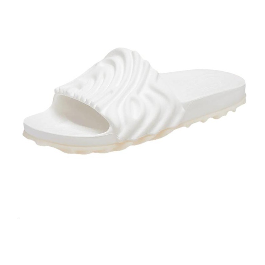 Salehe Bembury x Crocs Pollex Slide "Parsnip"