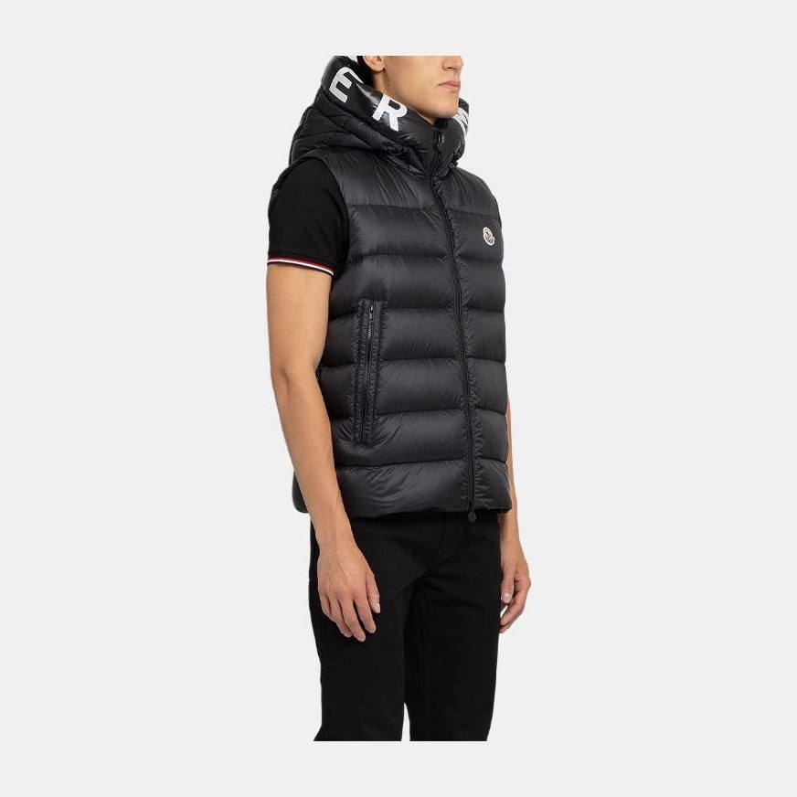 Moncler FW21 Montreuil