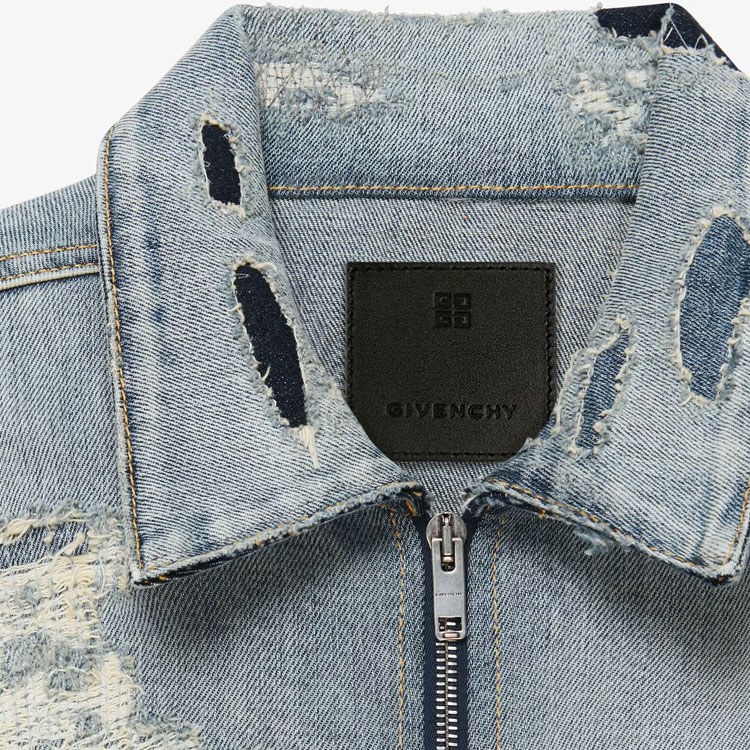 GIVENCHY