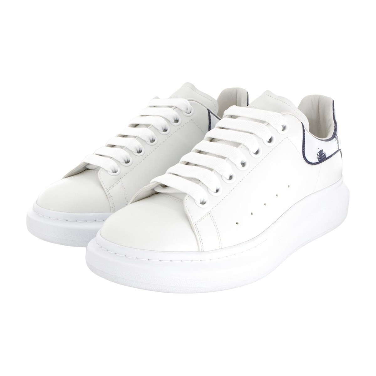 Alexander McQueen Round Toe Lace-Up Sneakers White