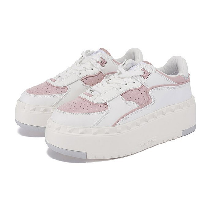Valentino Freedots