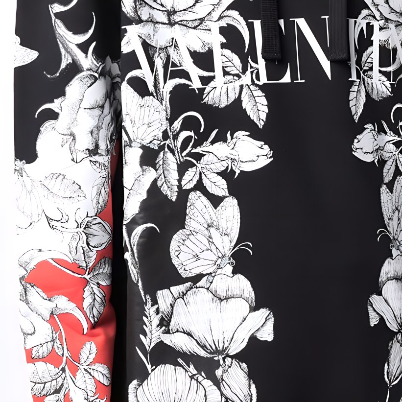 Valentino FW21 Hoodie Black
