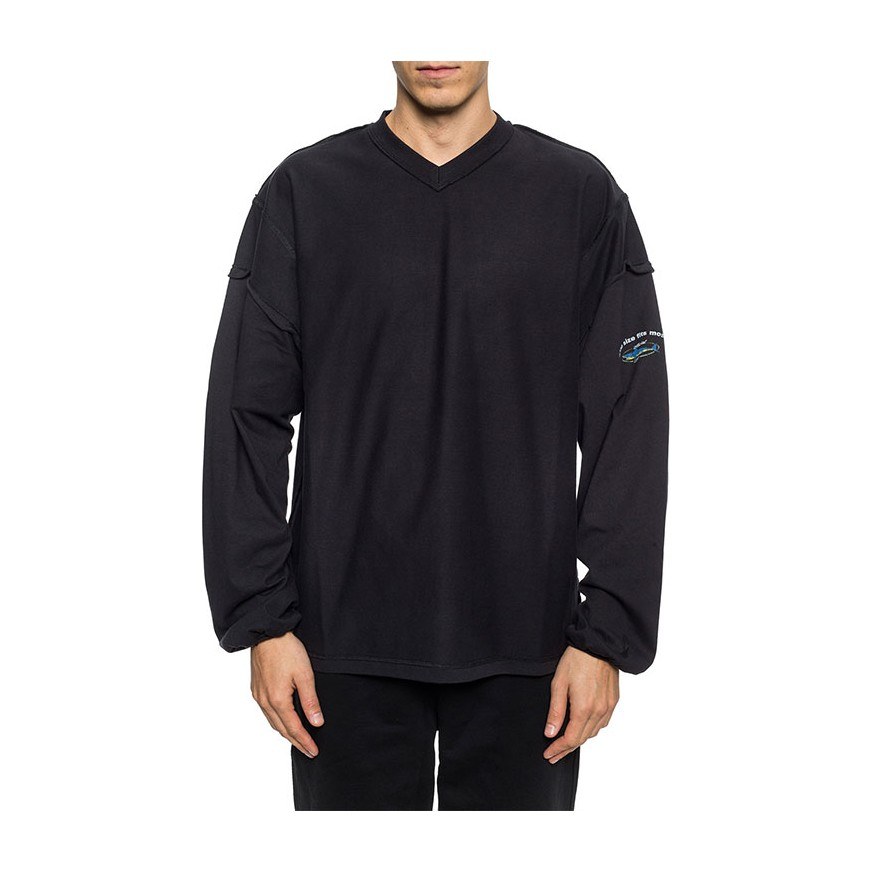 Vetements FW22 V-Neck Pullover Black