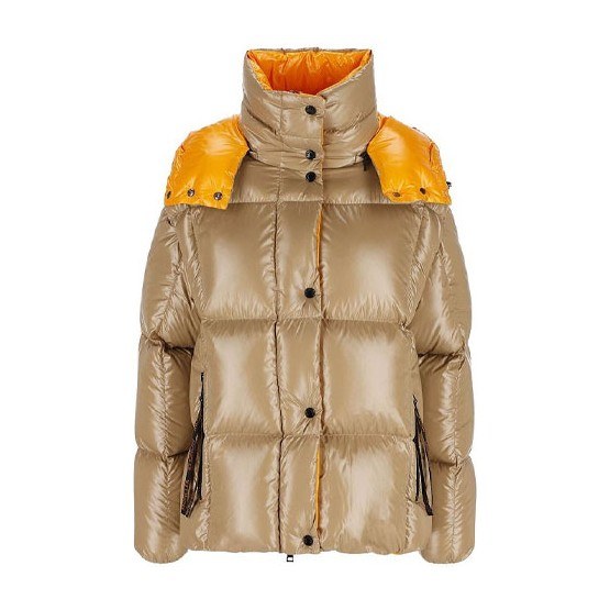 Moncler Parana FW21 Logo