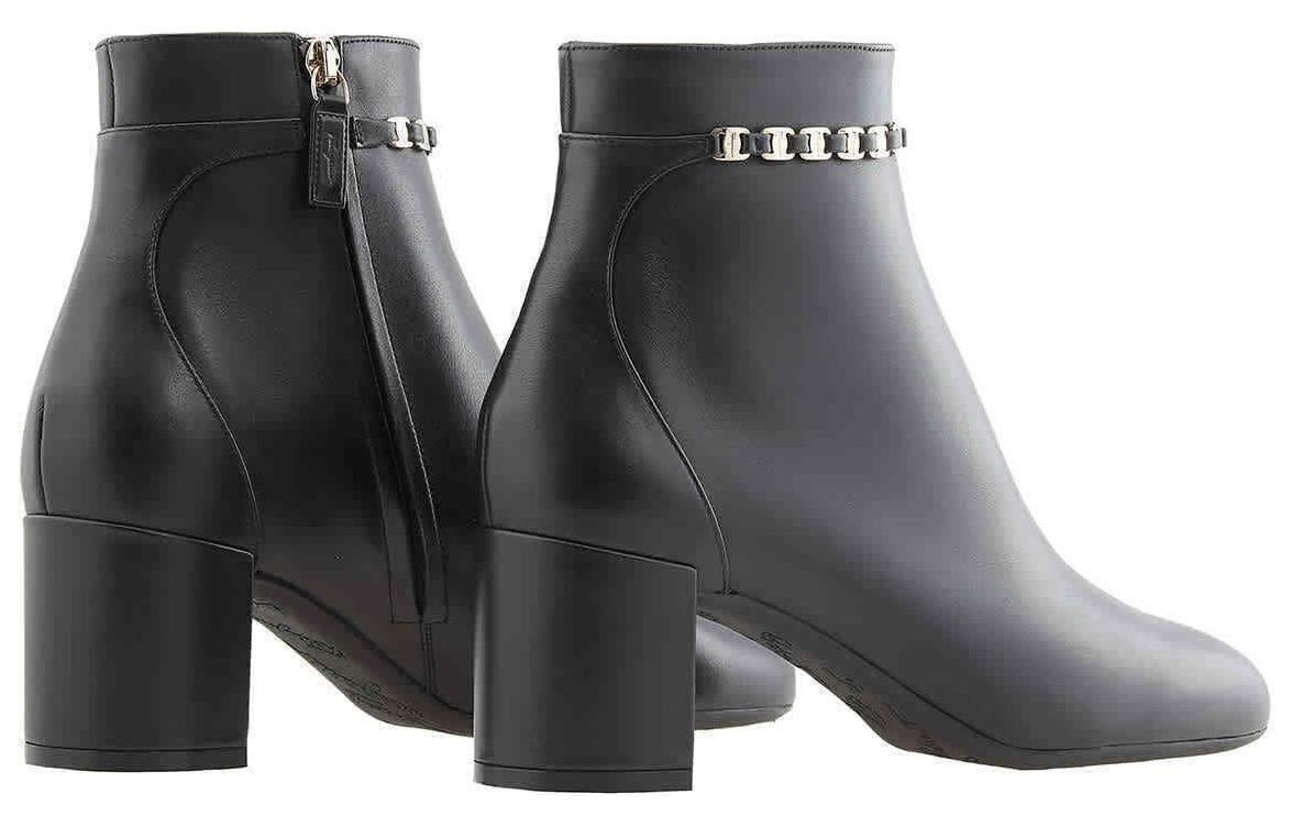 FERRAGAMO Vara