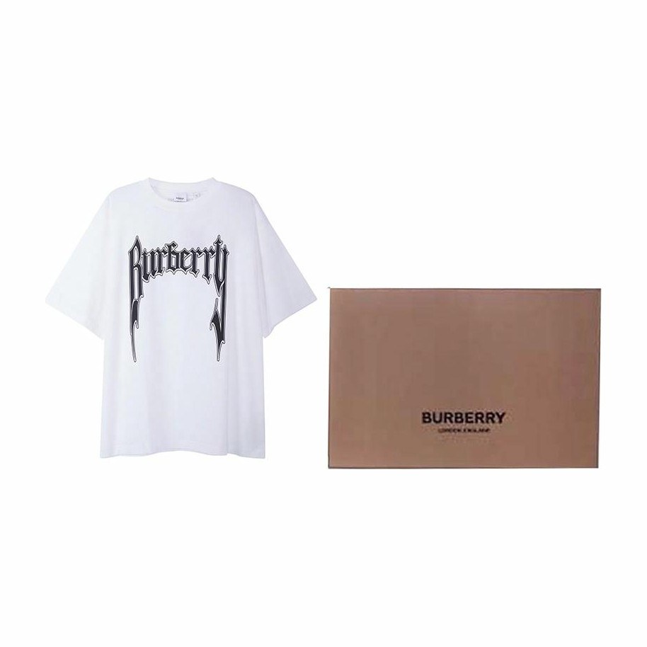 Burberry SS23 White