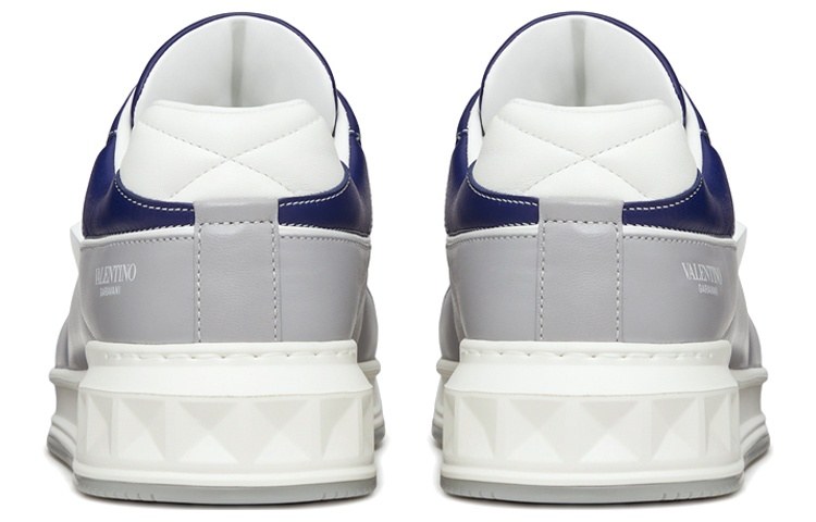 Valentino One Stud