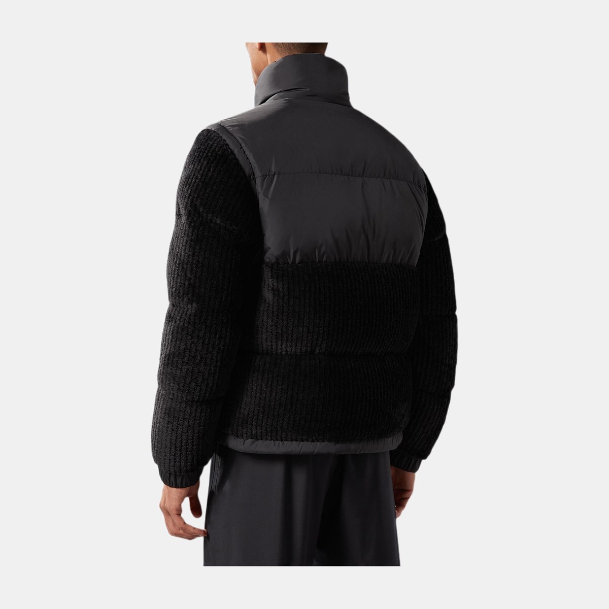 Moncler FW22 Logo