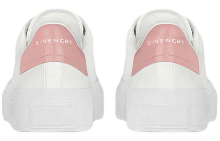 GIVENCHY