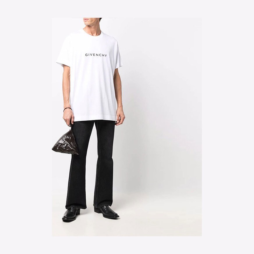 GIVENCHY LogoT