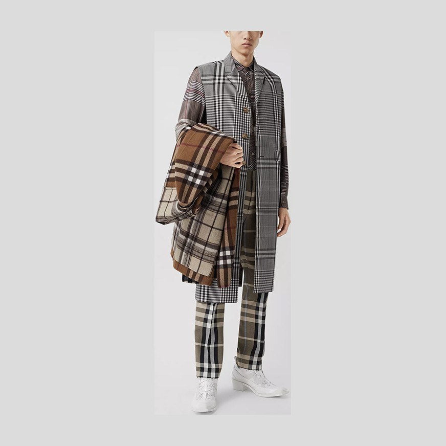 Burberry Sleeveless Wool Coat