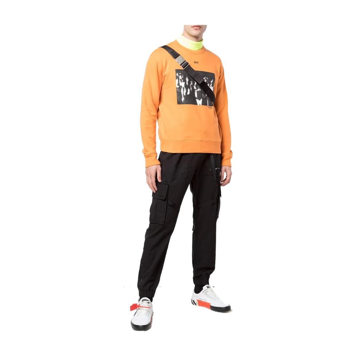 OFF-WHITE