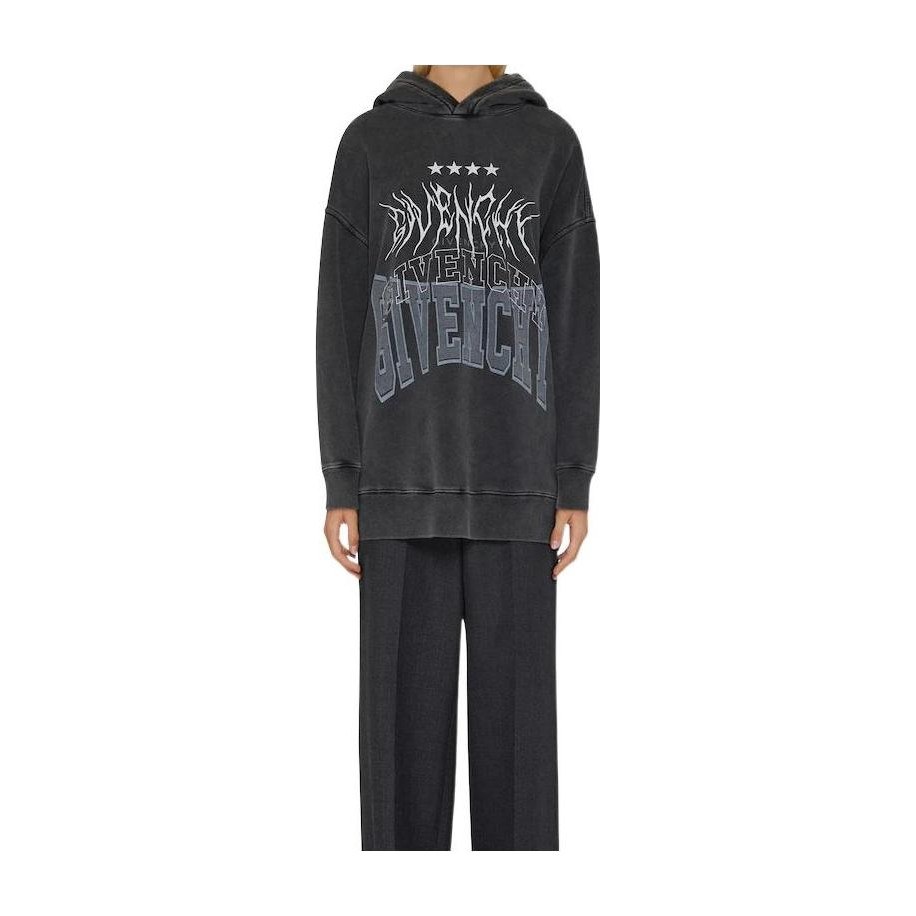 GIVENCHY FW22