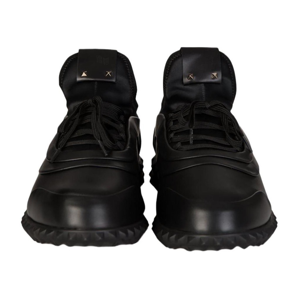 Valentino Round Toe Lace-Up Low Sneakers Black