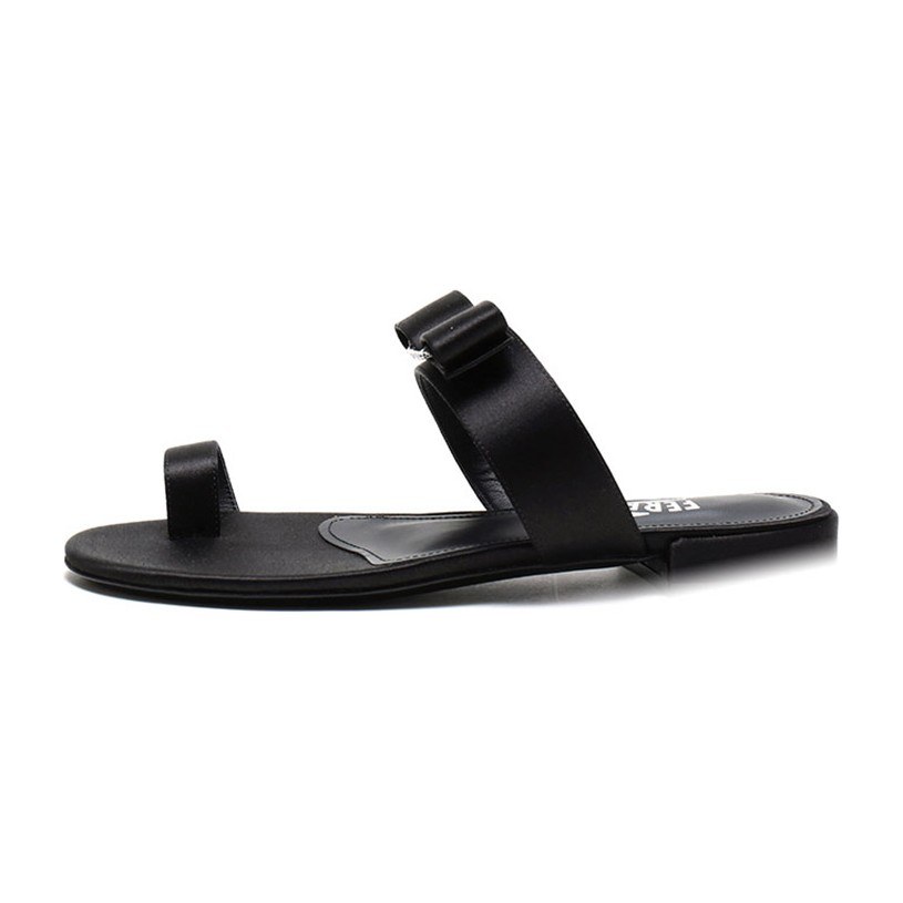 FERRAGAMO VARA