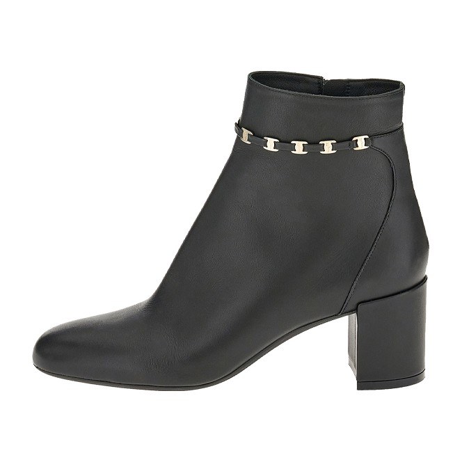 FERRAGAMO Vara