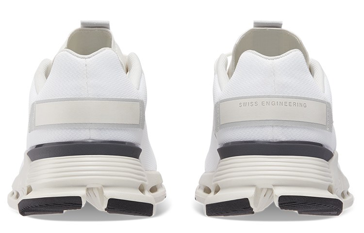 On Cloudnova Form White Black