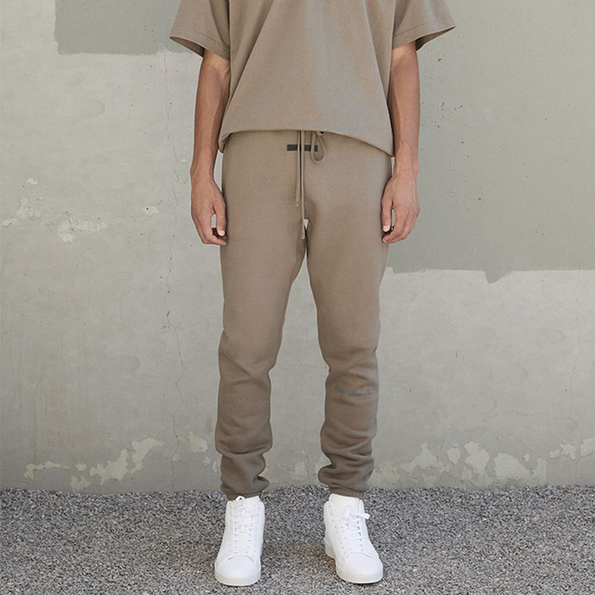 Fear of God Essentials Sweatpant Harvest