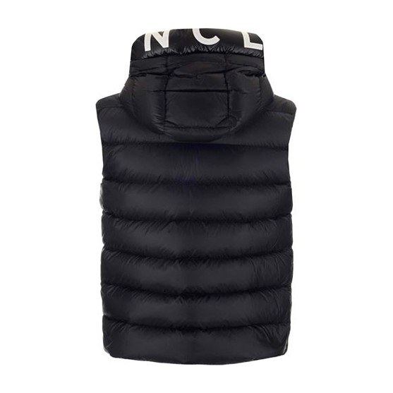 Moncler FW21 Montreuil