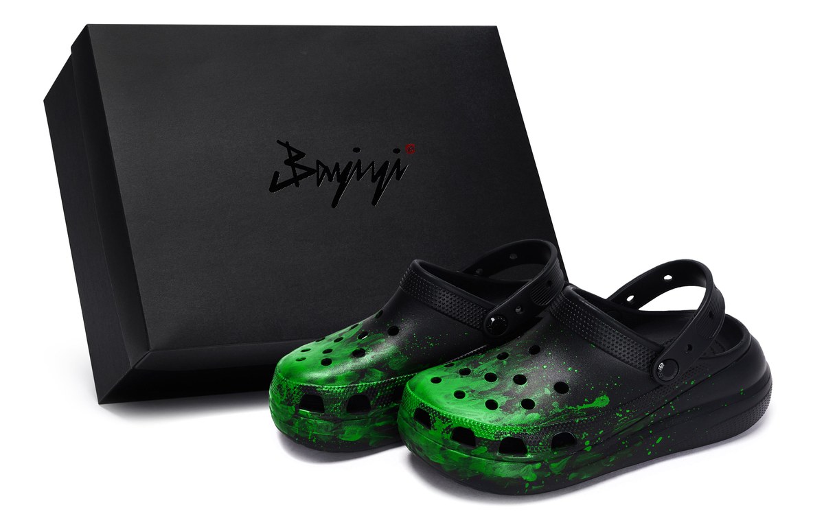 Crocs Classic Clog Black Green