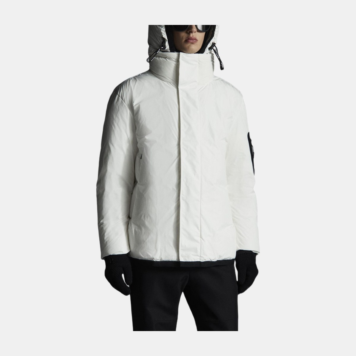 Moncler FW22 Logo