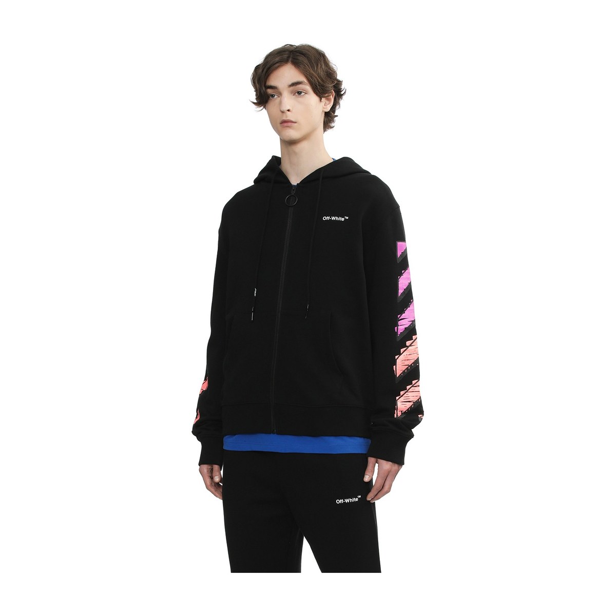 OFF-WHITE
