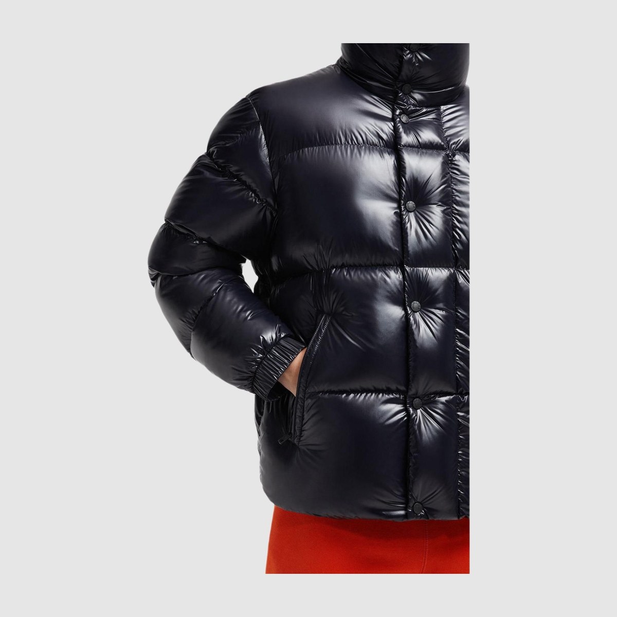 Moncler Leste