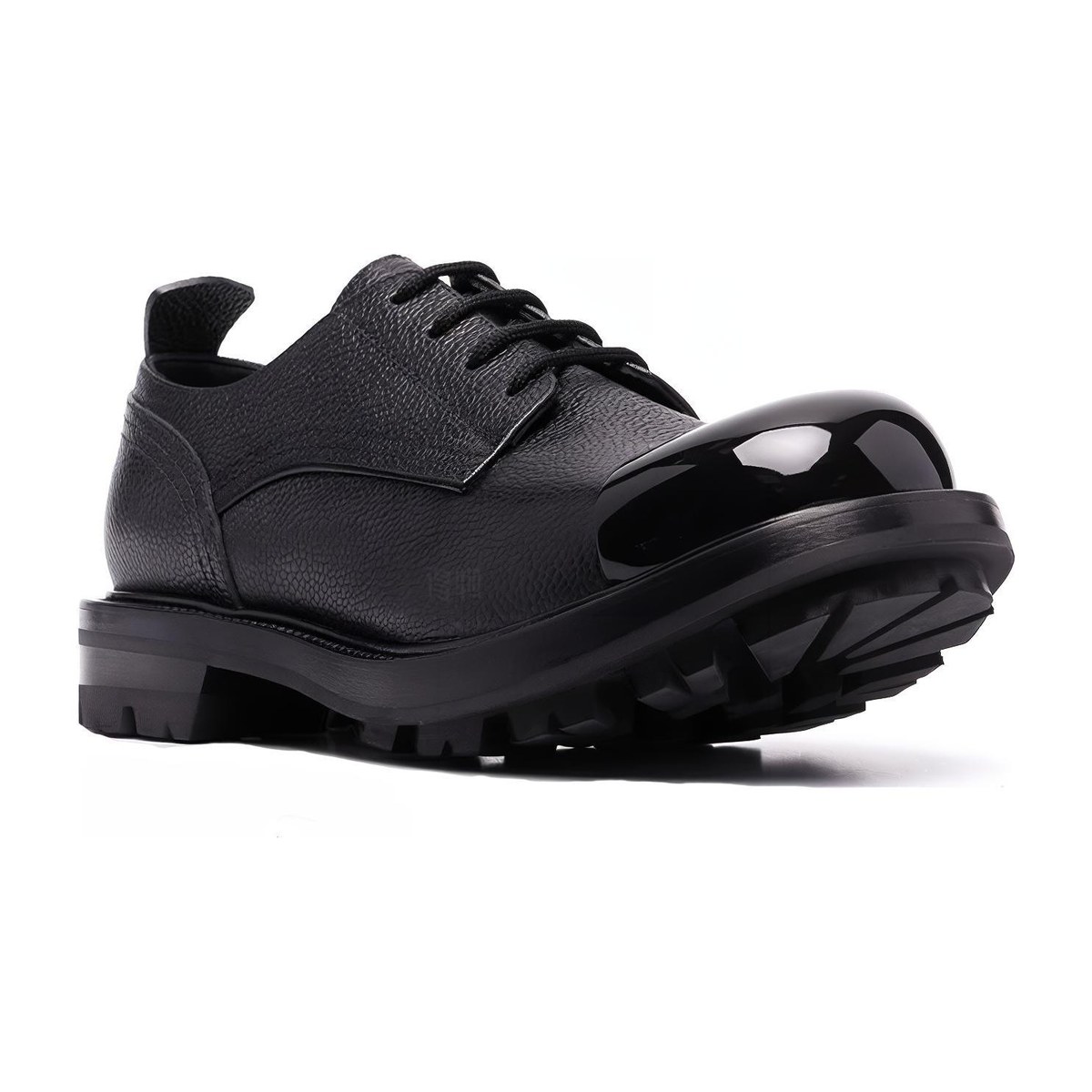 Alexander McQueen Wander Lace-Up Sneakers Black