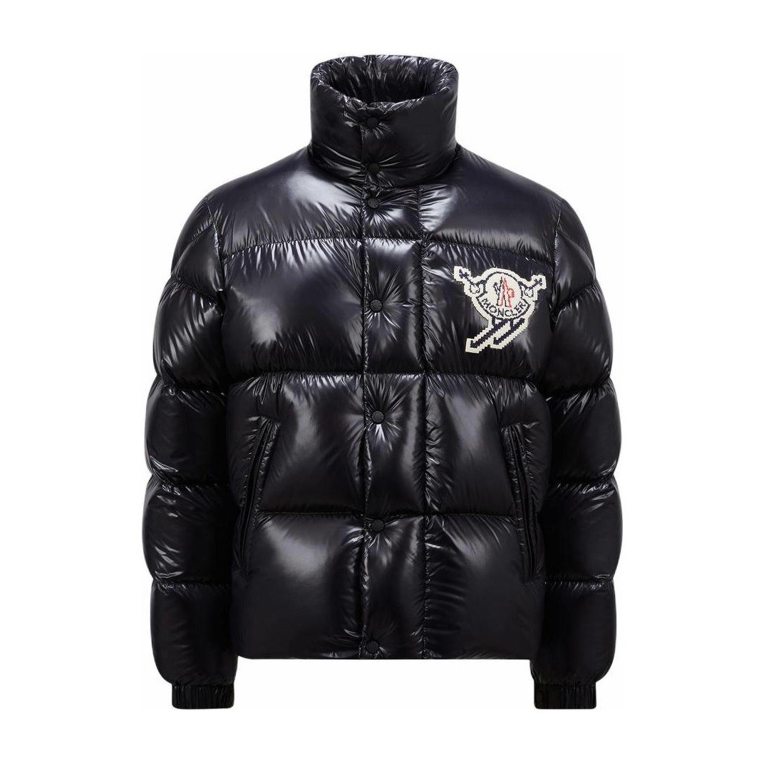 Moncler Leste