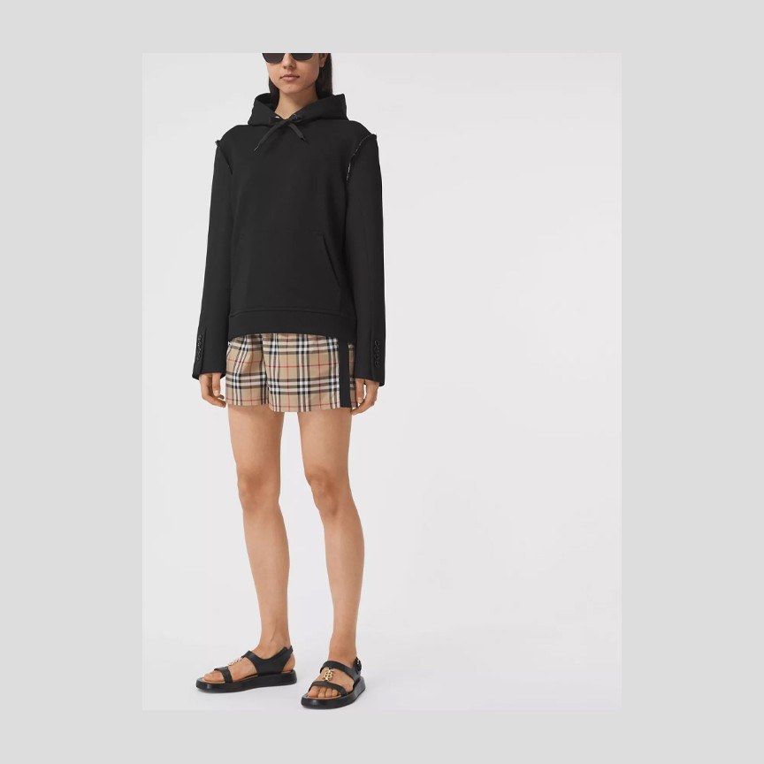 Burberry Shorts Beige