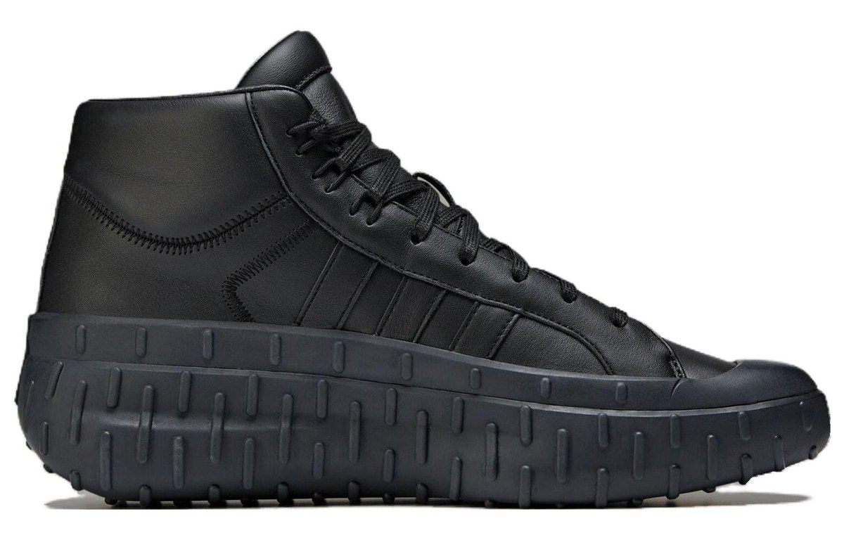 Y-3 GR.1P