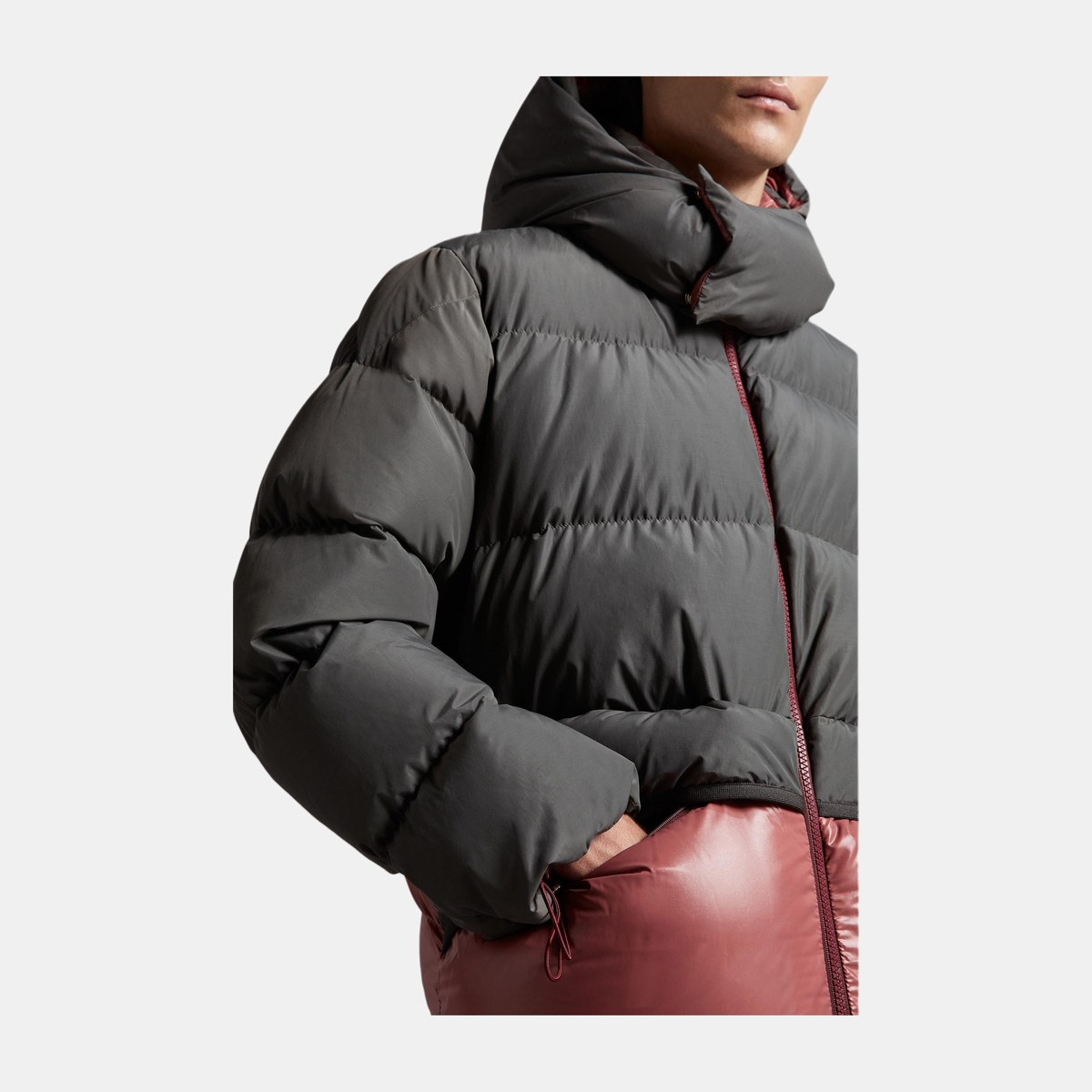 Moncler FW22 Logo Badge Hooded Down Jacket Green
