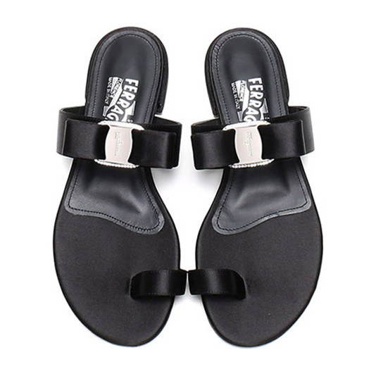 FERRAGAMO VARA