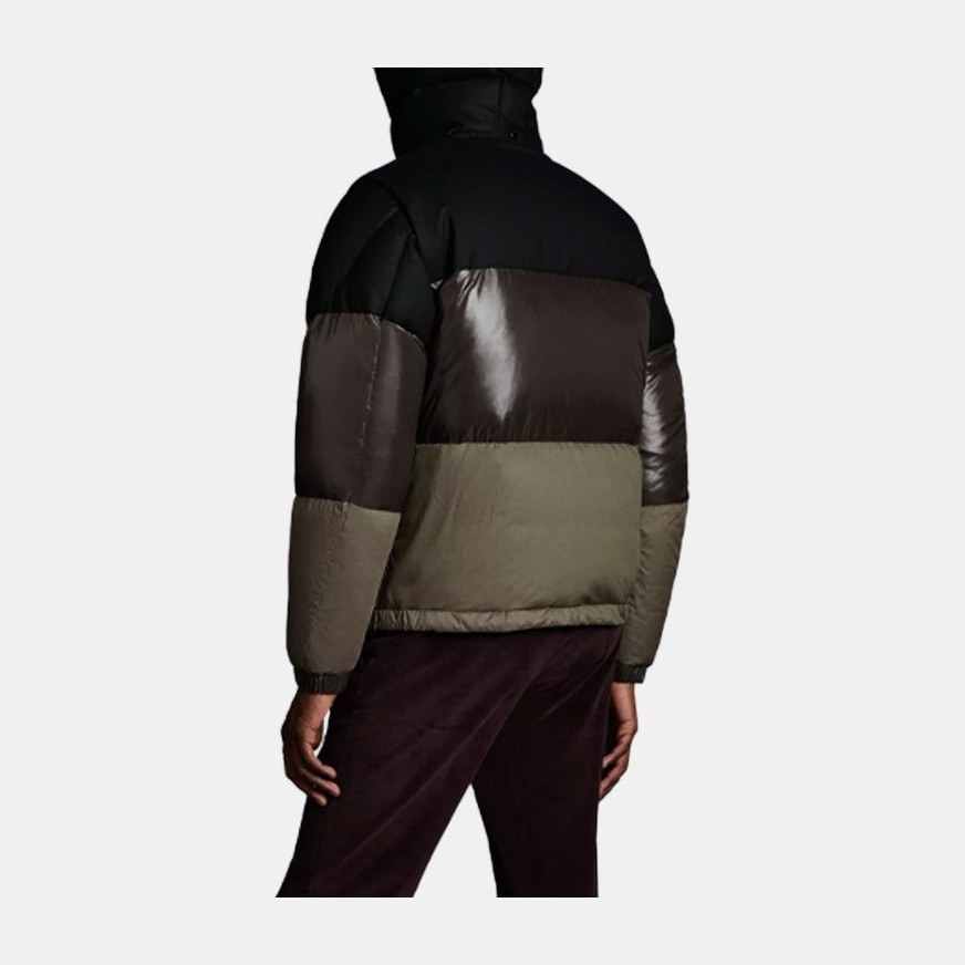 Moncler Aveillan Logo