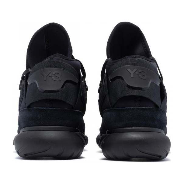 Y-3 Qasa