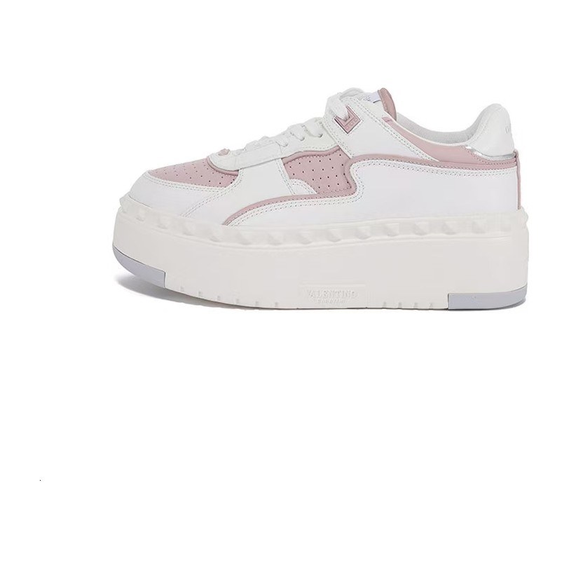 Valentino Freedots