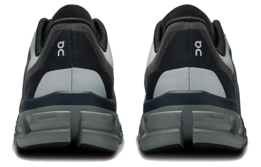 On Cloudflow 4 Black