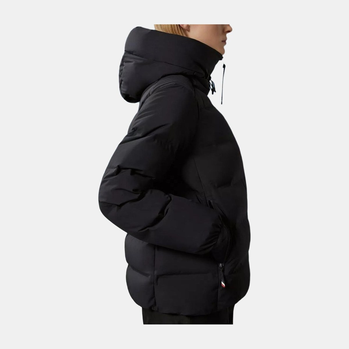 Moncler Suisses Short Down Jacket