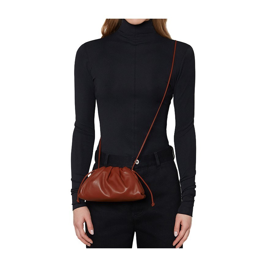 Bottega Veneta POUCH