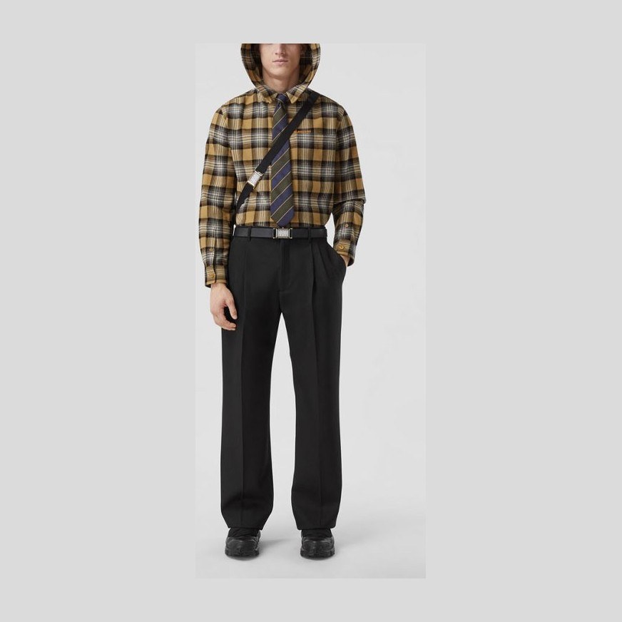 Burberry FW22 Logo