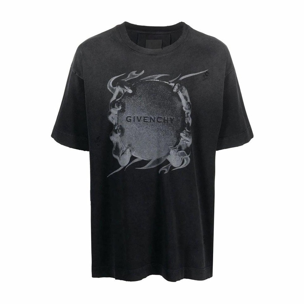 GIVENCHY T