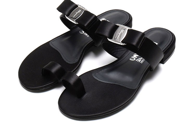 FERRAGAMO VARA
